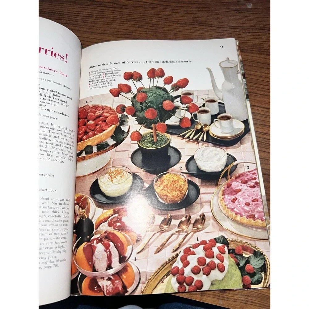 Vtg Better Homes Gardens Dessert‎ Cookbook 1960 Retro Cooking!!